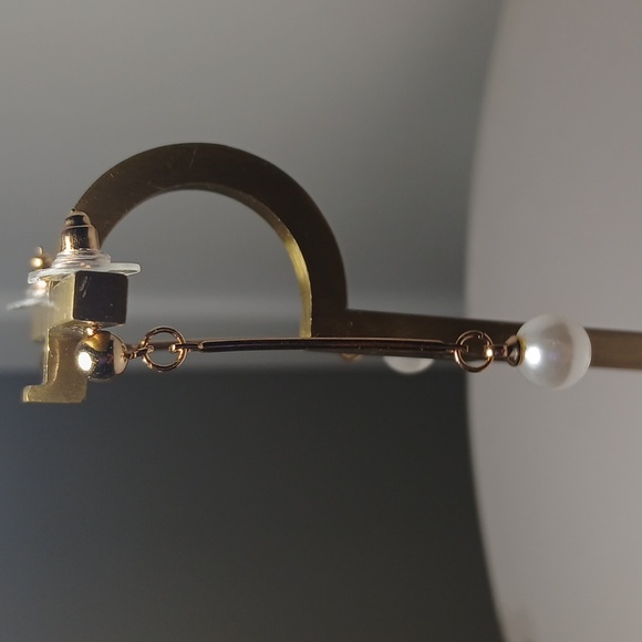 Pearl Drop Earrings Women - Picture 2 of 4